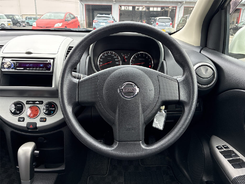 ニッサン ノート 15G