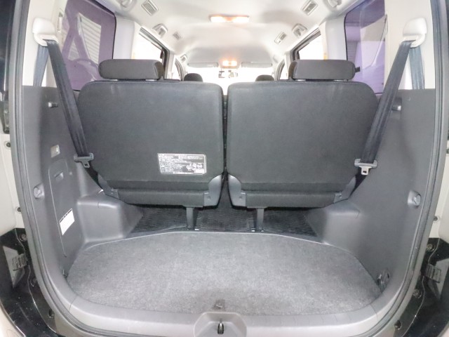 トヨタ ヴォクシー ＺＳ