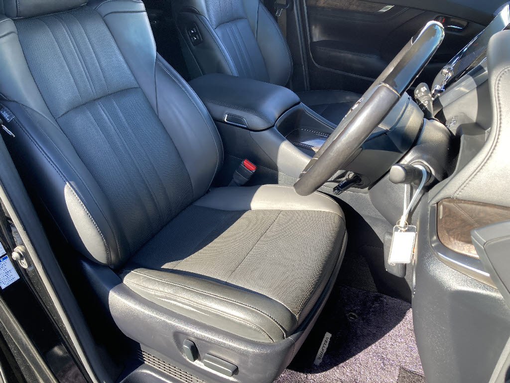 トヨタ ヴェルファイア 2.5Z 4WD
