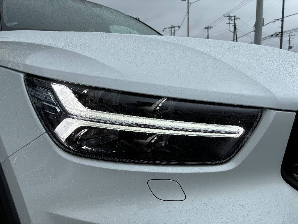 ボルボ ボルボ ＸＣ４０ Ｔ４　Ｒデザイン