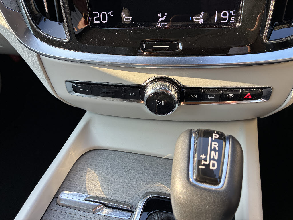 ボルボ ボルボ Ｖ６０ T5インスクリプション