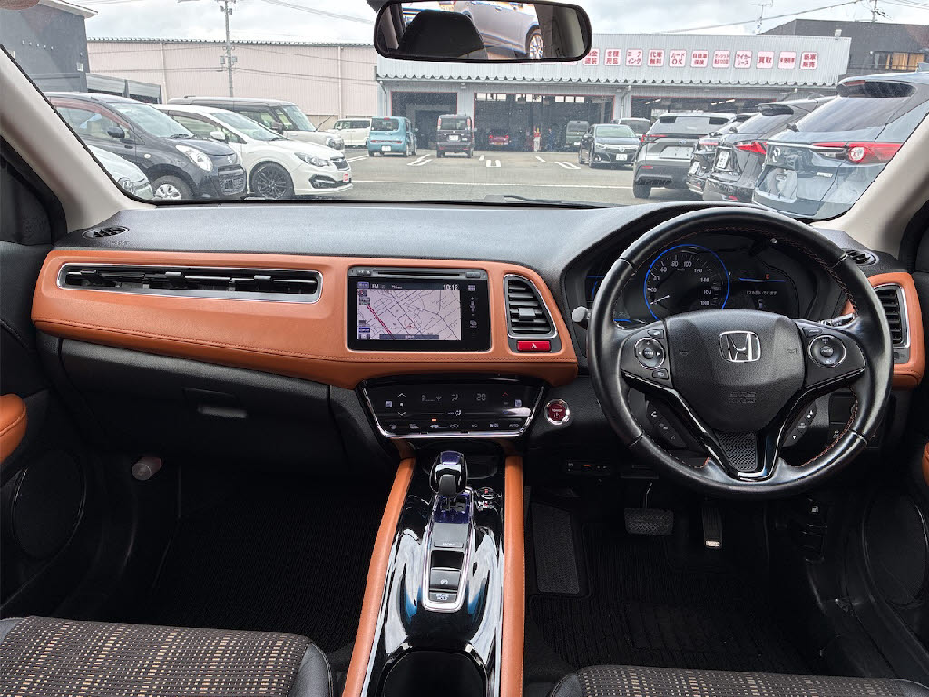 ホンダ ヴェゼルＨＶ ﾊｲﾌﾞﾘｯﾄﾞX・Lﾊﾟｯｹｰｼﾞ 4WD