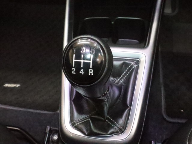 スズキ スイフト RS
