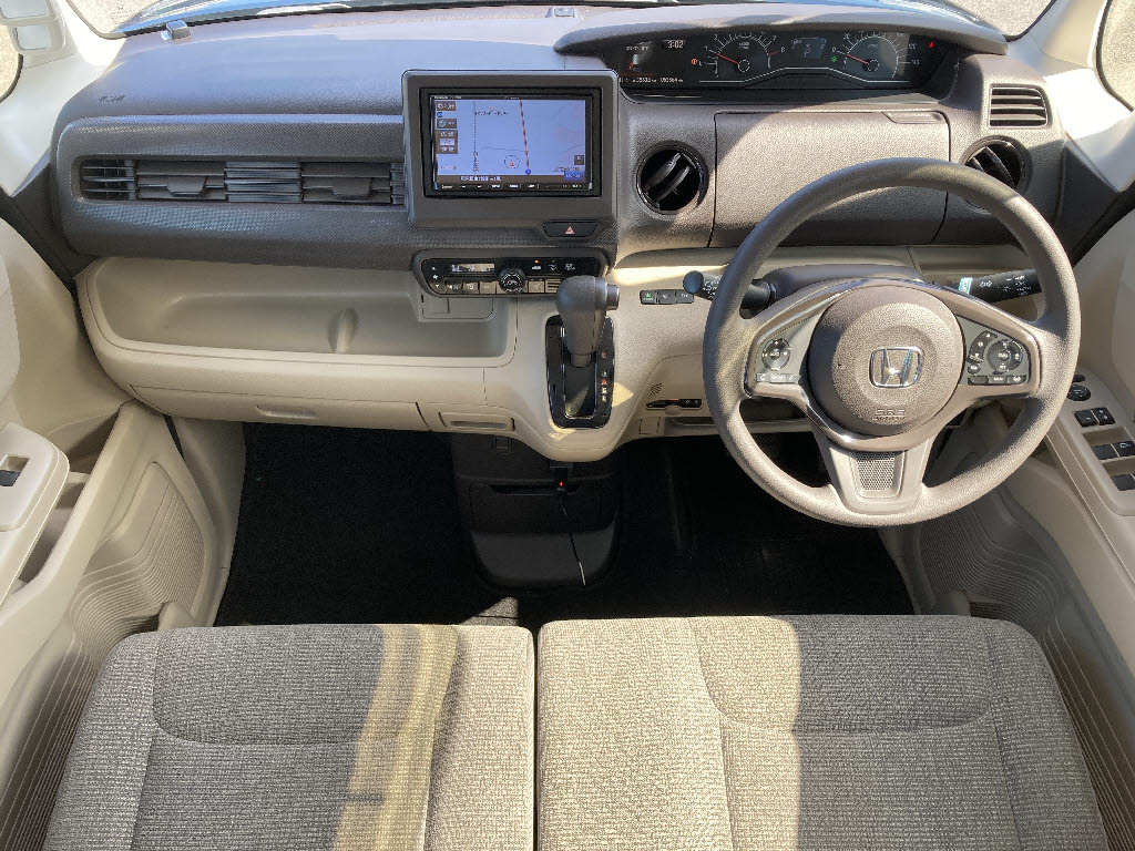ホンダ Ｎ　ＢＯＸ Gﾎﾝﾀﾞｾﾝｼﾝｸﾞ 4WD