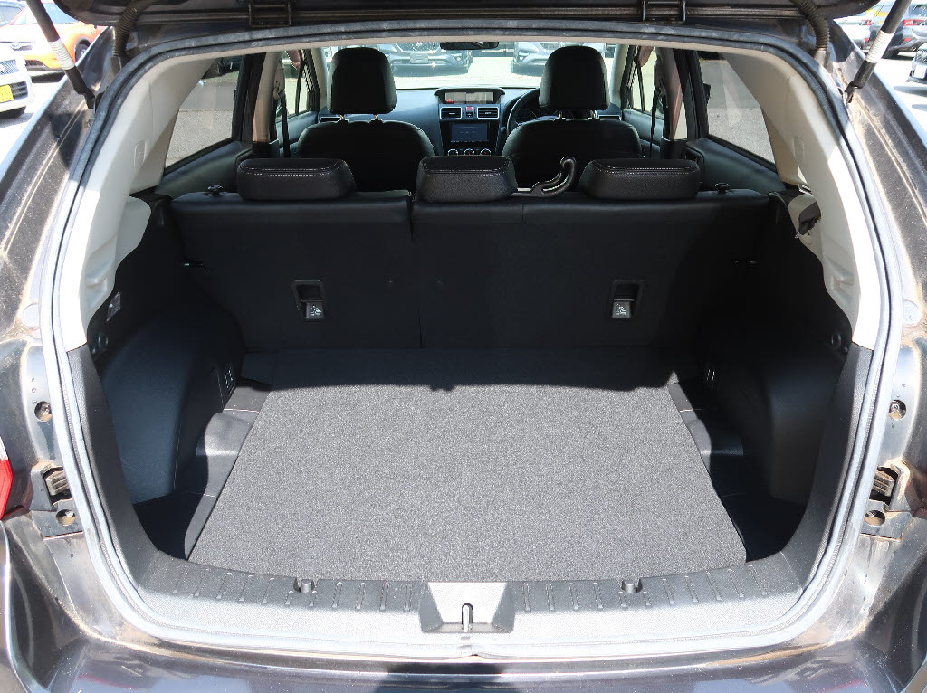 スバル インプレッサスポーツ 2.0i-Sｱｲｻｲﾄ 4WD