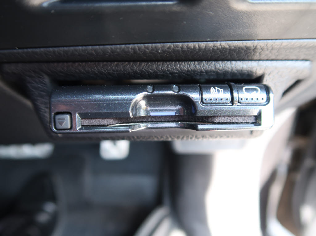 スバル インプレッサスポーツ 2.0i-Sｱｲｻｲﾄ 4WD