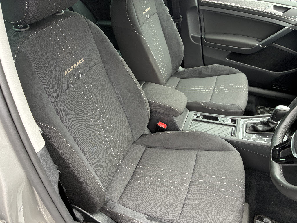フォルクスワーゲン ＶＷゴルフオールトラック TSI 4ﾓｰｼｮﾝ