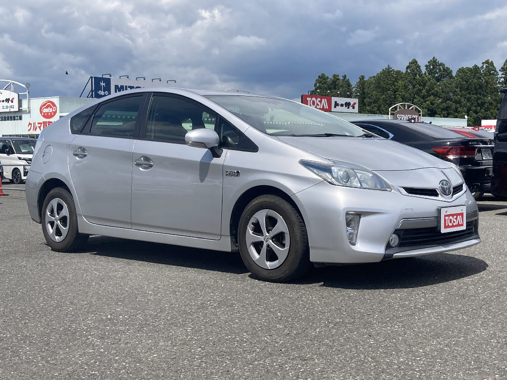 トヨタ プリウス PHV G