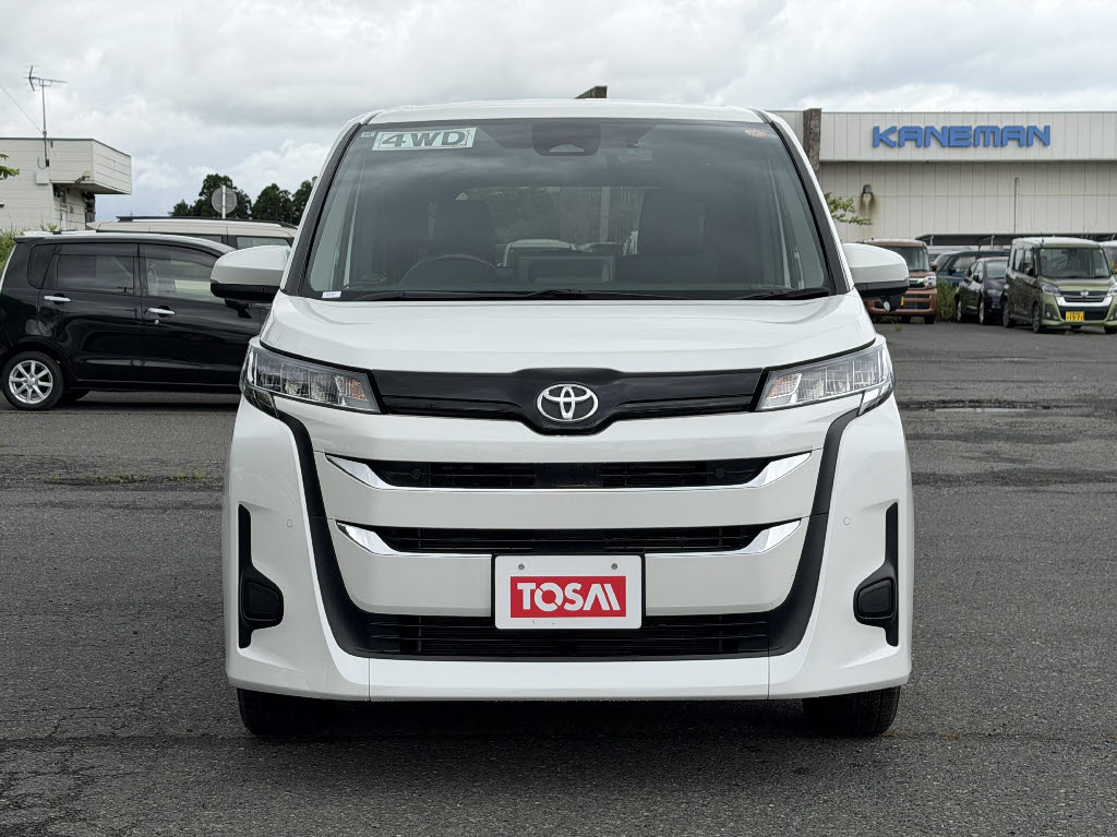 トヨタ ノア X 4WD