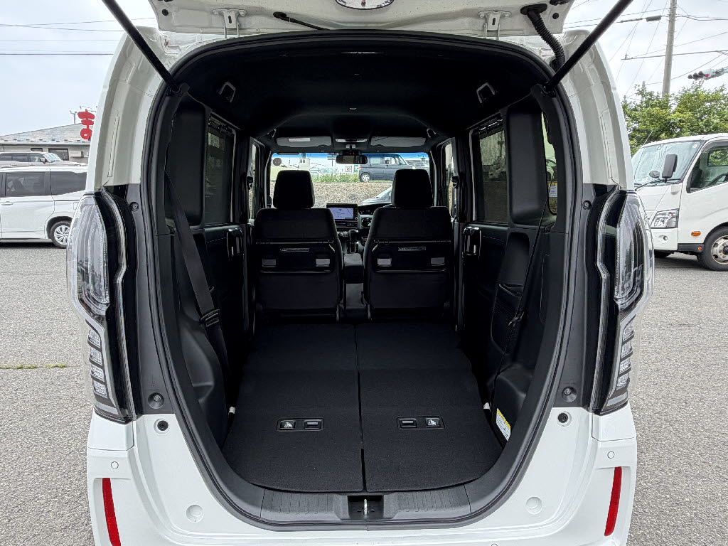 ホンダ Ｎ　ＢＯＸカスタム L ｽﾀｲﾙﾌﾞﾗｯｸ 4WD