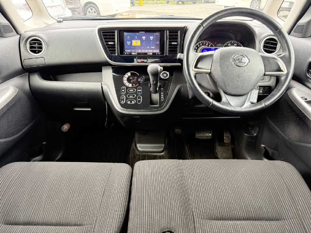 ニッサン デイズルークス ﾊｲｳｪｲｽﾀｰX 4WD