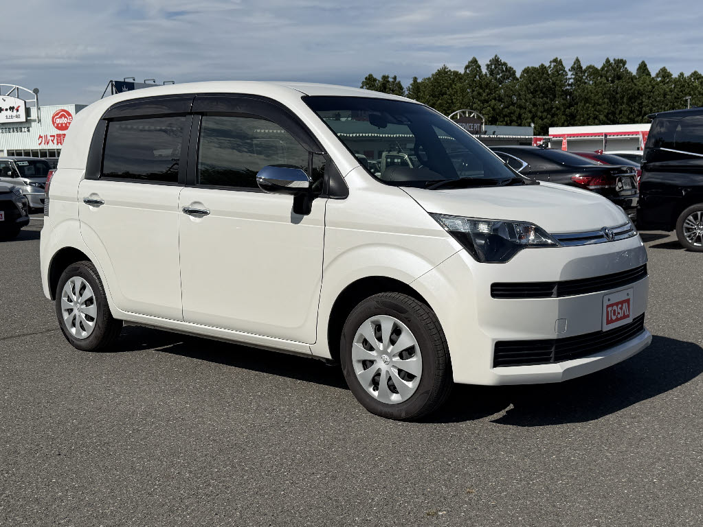 トヨタ スペイド FｸｨｰﾝⅡ 4WD