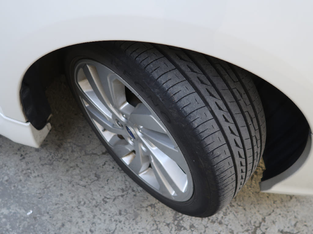 スバル レヴォーグ 1.6GTｱｲｻｲﾄSｽﾀｲﾙ 4WD