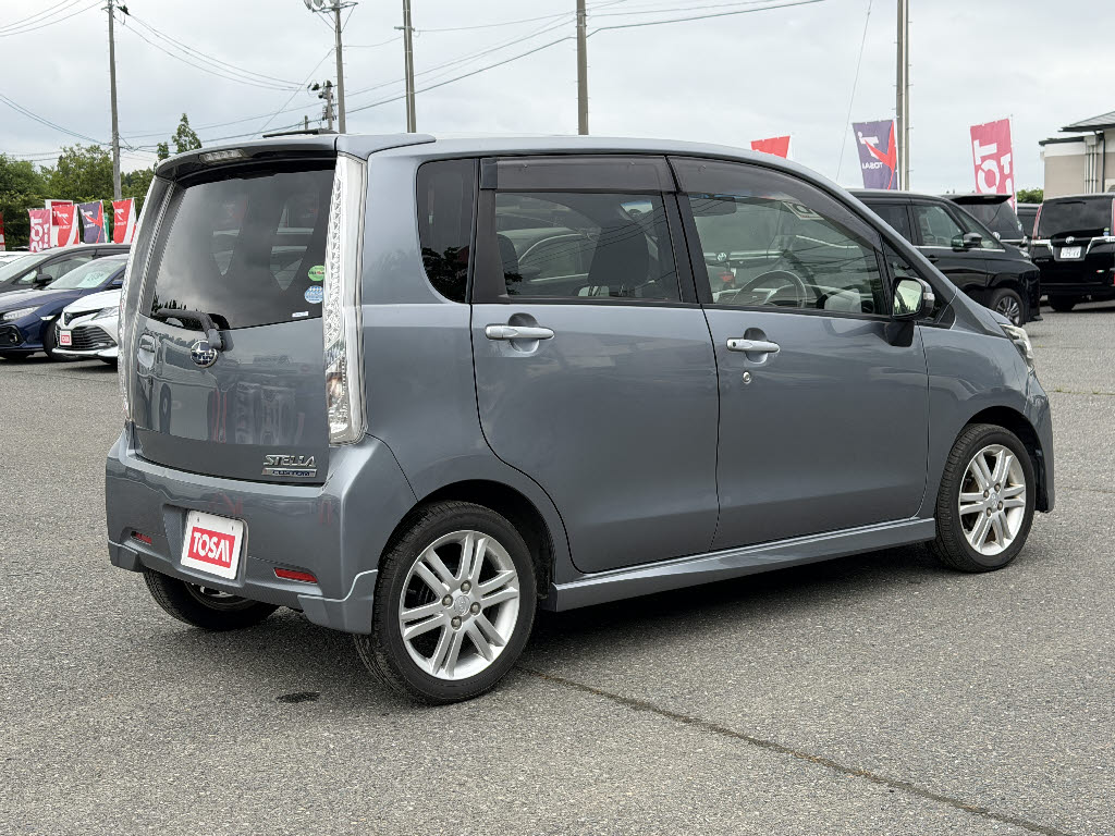スバル ステラ ｶｽﾀﾑRS 4WD