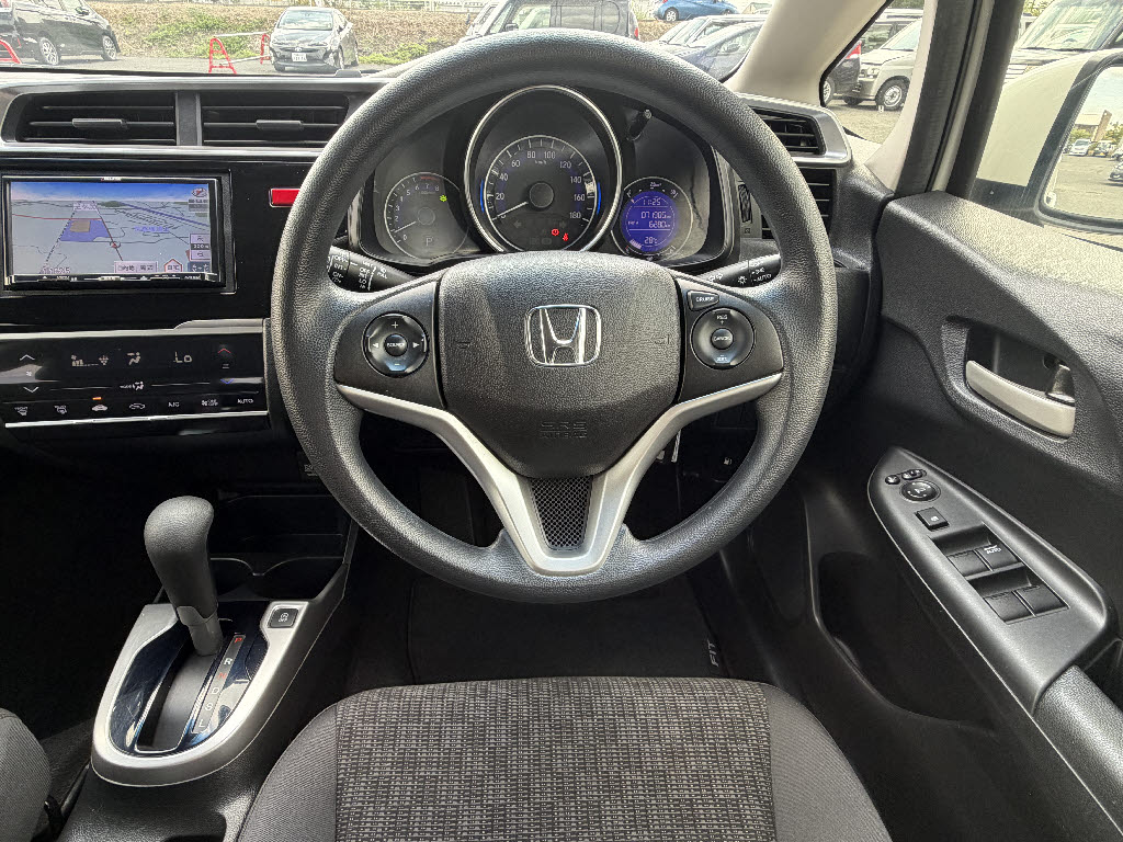 ホンダ フィット 1.3G・Lﾊﾟｯｹｰｼﾞ