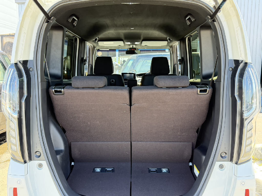 ホンダ Ｎ　ＢＯＸカスタム G Lﾎﾝﾀﾞｾﾝｼﾝｸﾞ