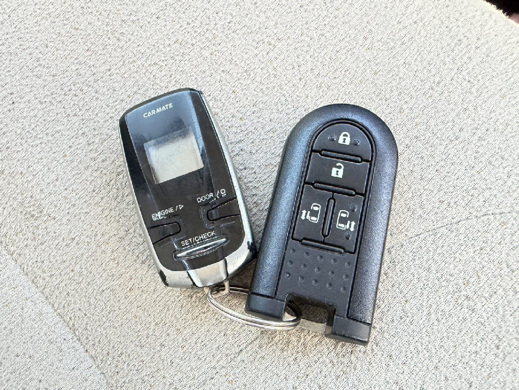 ダイハツ ムーヴキャンバス Gﾒｲｸｱｯﾌﾟﾘﾐﾃｯﾄﾞ SA3