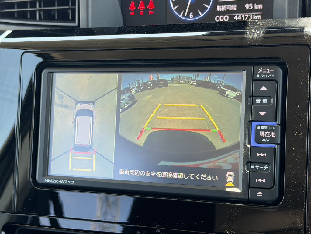 スバル ジャスティ ﾍﾞｰｽｸﾞﾚｰﾄﾞ4WD
