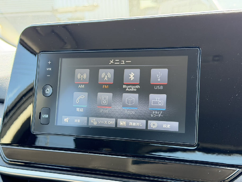 ニッサン ノート S FOUR　4WD