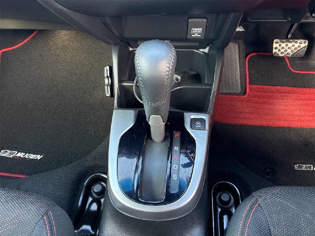 ホンダ フィット RS