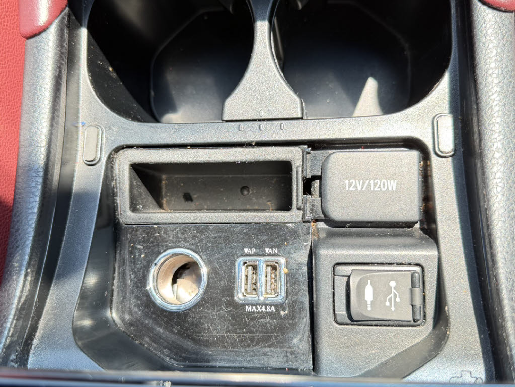 トヨタ ﾊﾘｱｰ ﾊｲﾌﾞﾘｯﾄﾞ ｴﾚｶﾞﾝｽ 4WD