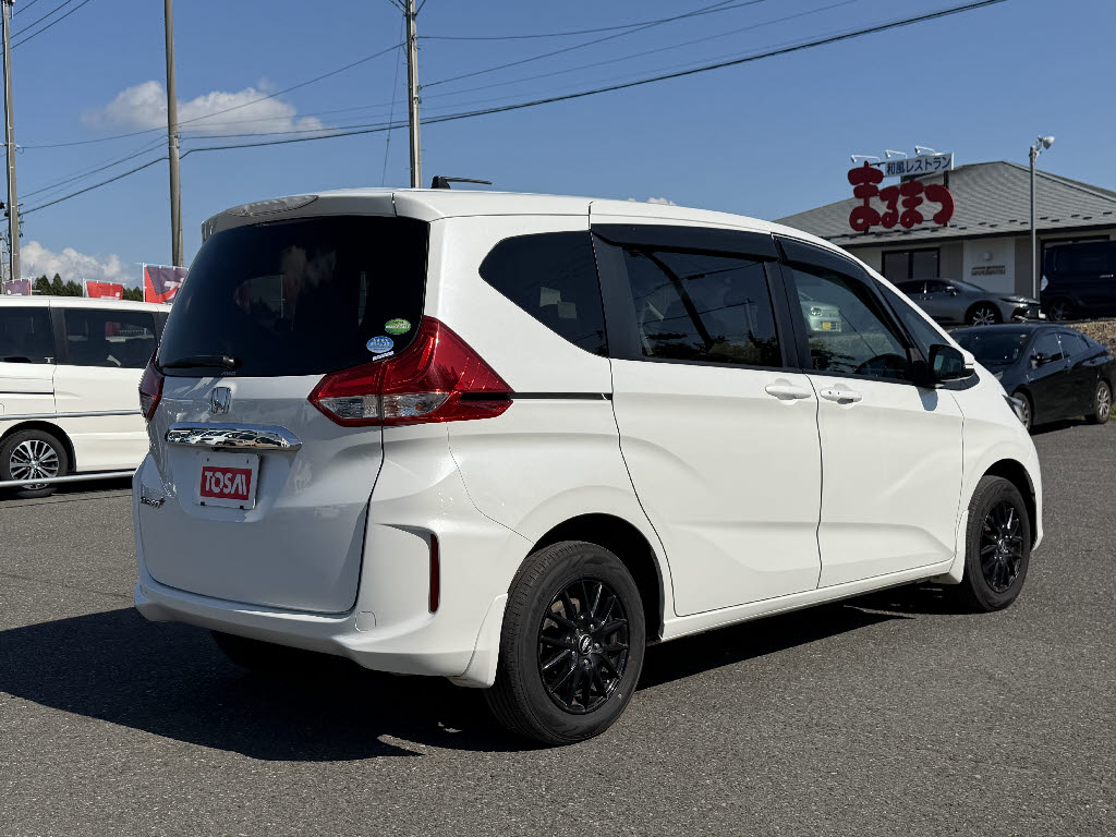 ホンダ フリード＋ Gホンダセンシング 4WD