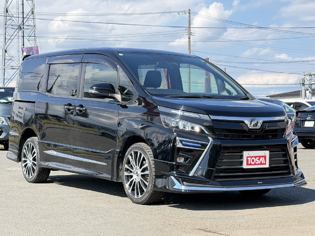 トヨタ ヴォクシー ZS 4WD