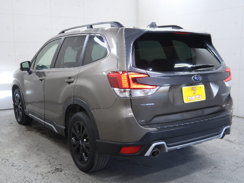 スバル フォレスター スポーツ 4WD