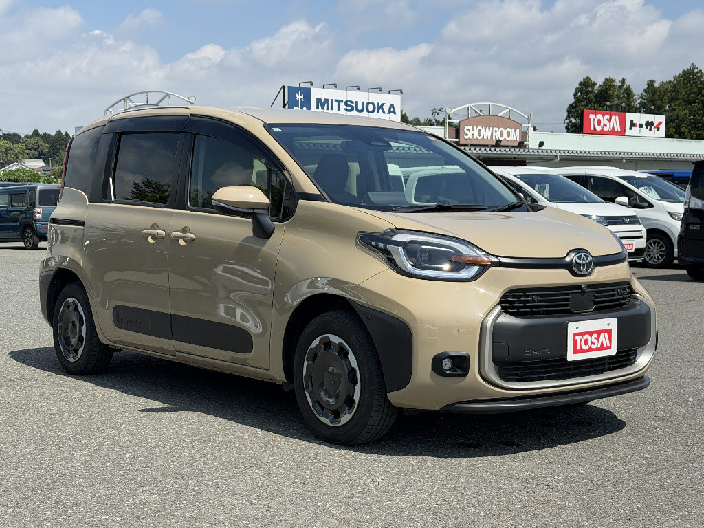 トヨタ ｼｴﾝﾀ ﾊｲﾌﾞﾘｯﾄﾞ ﾊｲﾌﾞﾘｯﾄﾞZ 4WD