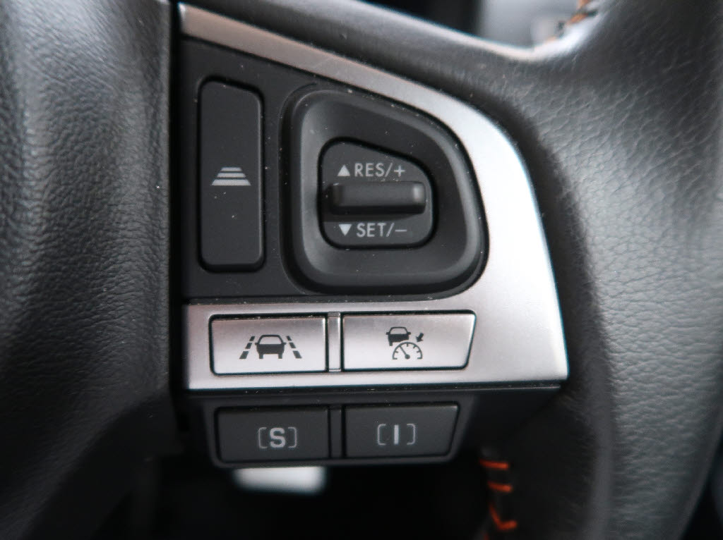 スバル ＸＶ 2.0i-Lｱｲｻｲﾄ 4WD