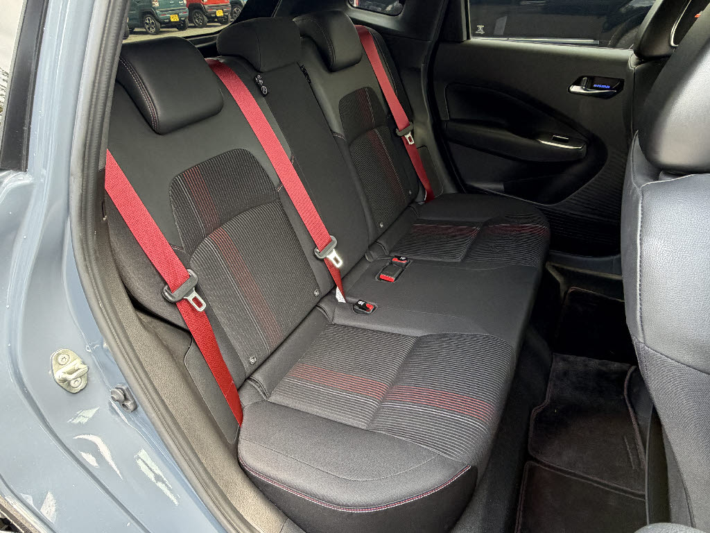 ニッサン ノート NISUMO tuned e-POWER 4WD