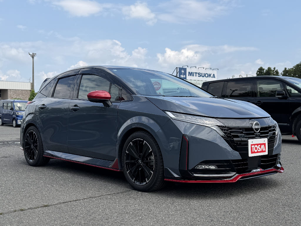 ニッサン ノート NISUMO tuned e-POWER 4WD