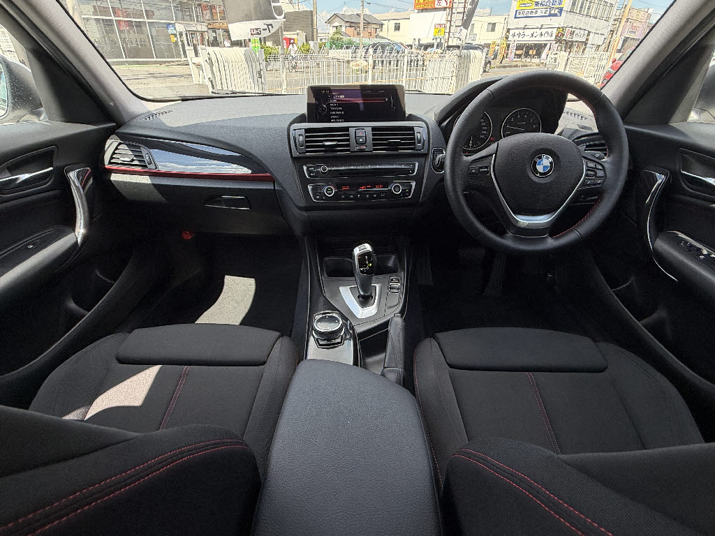 ＢＭＷ ＢＭＷ １シリーズ １６ｉ　スポーツ