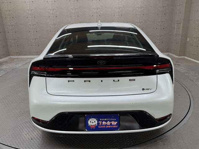 トヨタ プリウス Z