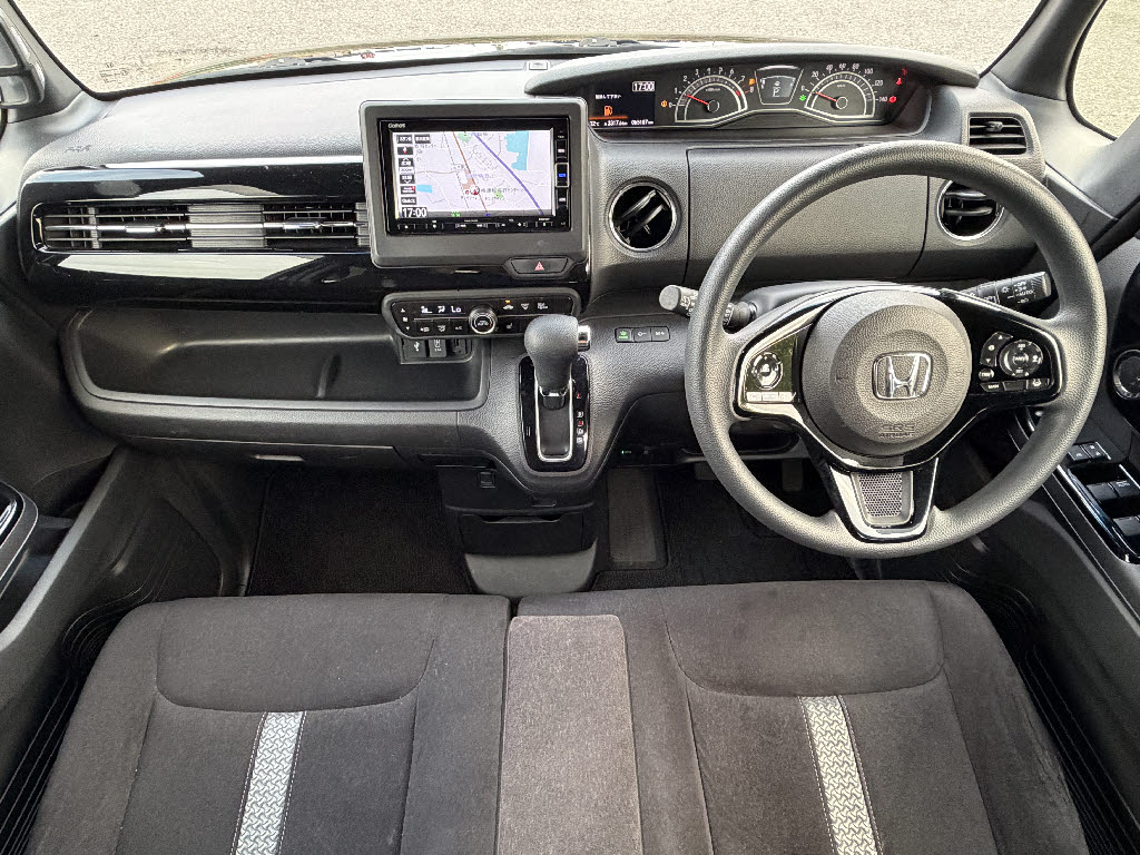 ホンダ Ｎ　ＢＯＸカスタム ｶｽﾀﾑL 4WD