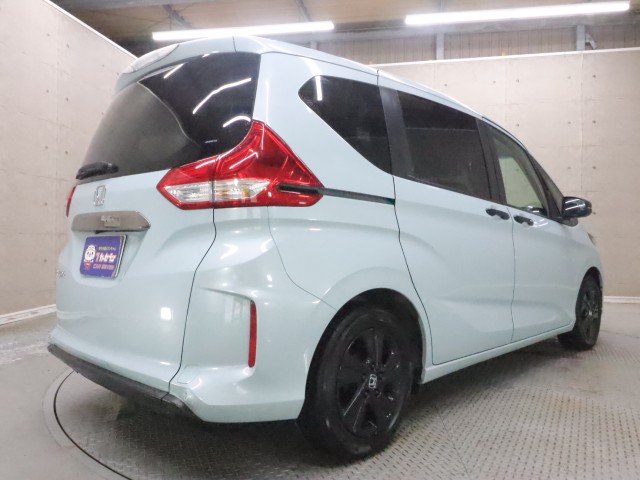ホンダ フリード＋ Gブラックスタイル