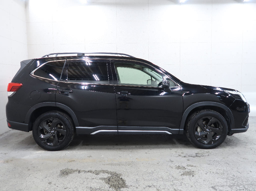 スバル フォレスター スポーツ 4WD