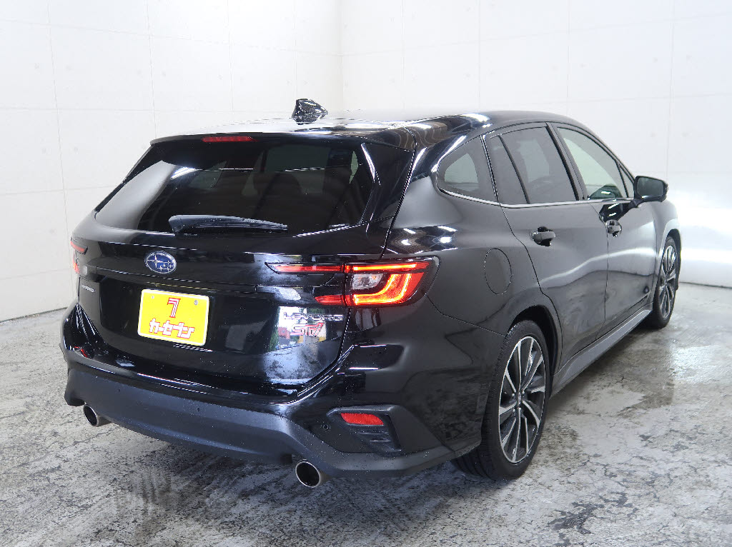 スバル レヴォーグ STIｽﾎﾟｰﾂ EX 4WD