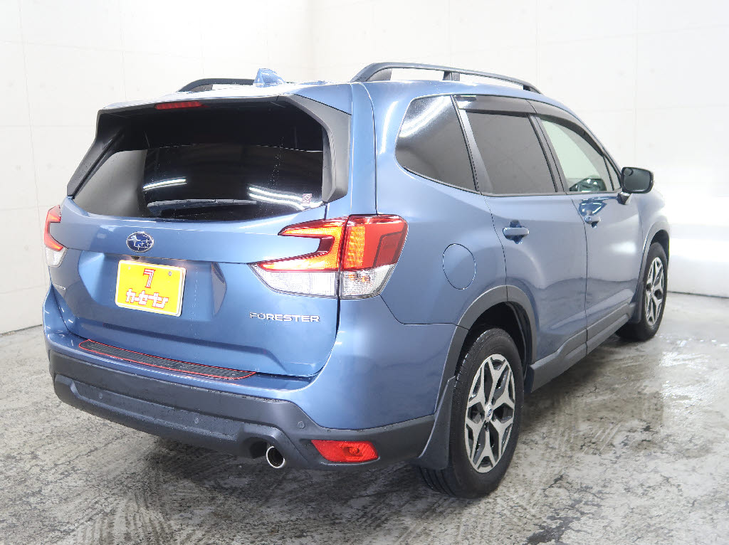 スバル フォレスター ツーリング 4WD