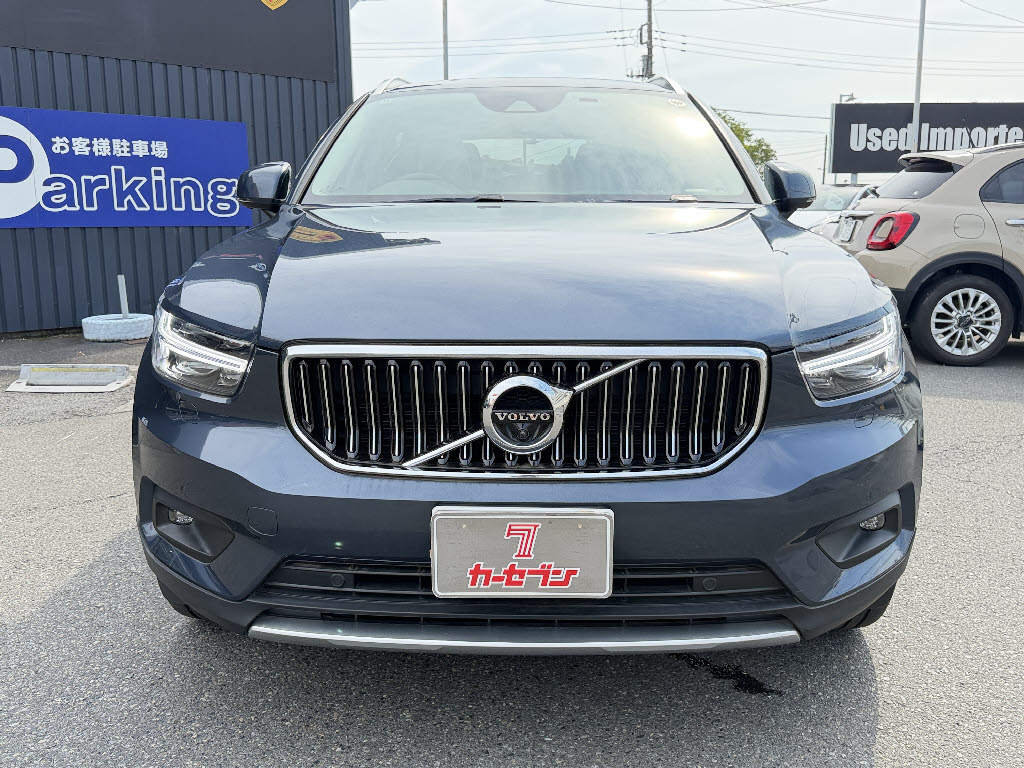 ボルボ ボルボ ＸＣ４０ B4 AWDｲﾝｽｸﾘﾌﾟ 4WD