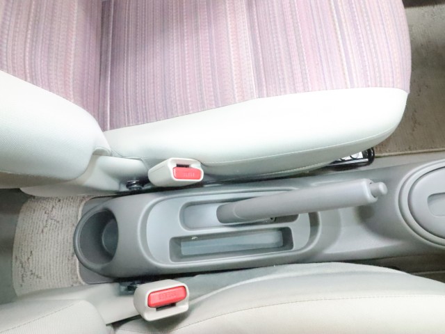 ニッサン マーチ ボレロ