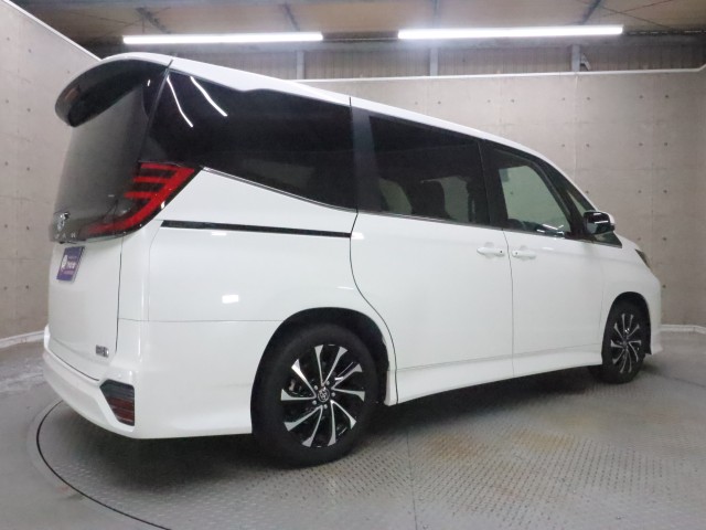 トヨタ ノアＨＶ ハイブリッドＳ-Ｚ