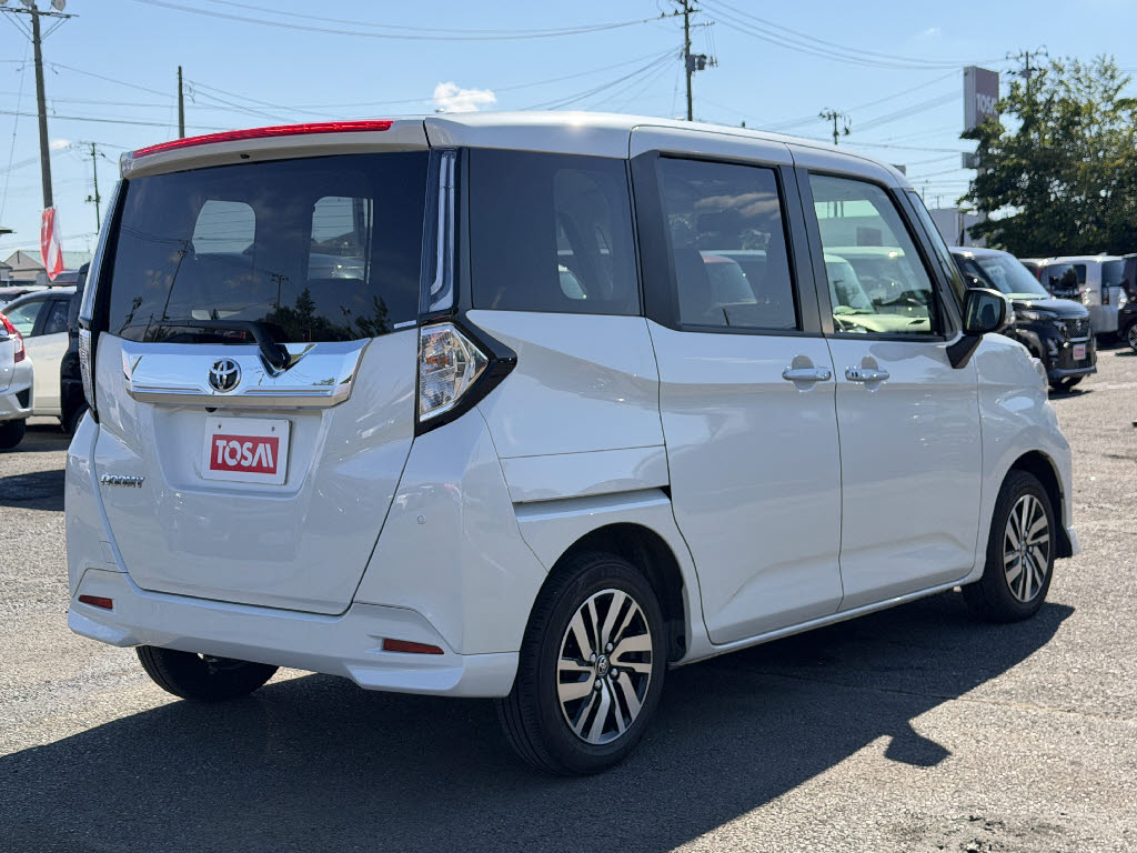 トヨタ ルーミー ｶｽﾀﾑG 4WD