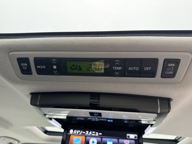 トヨタ アルファード ２４０Ｓ