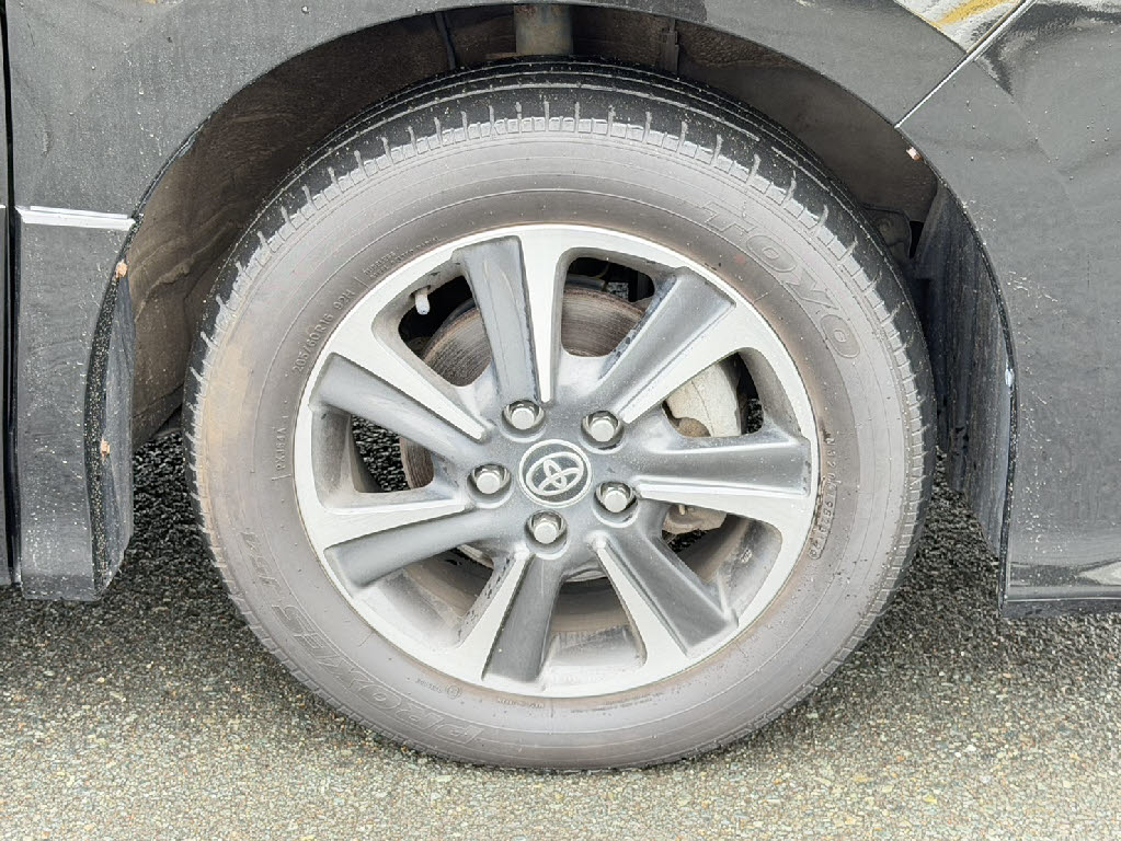 トヨタ ヴォクシー ZS 煌2