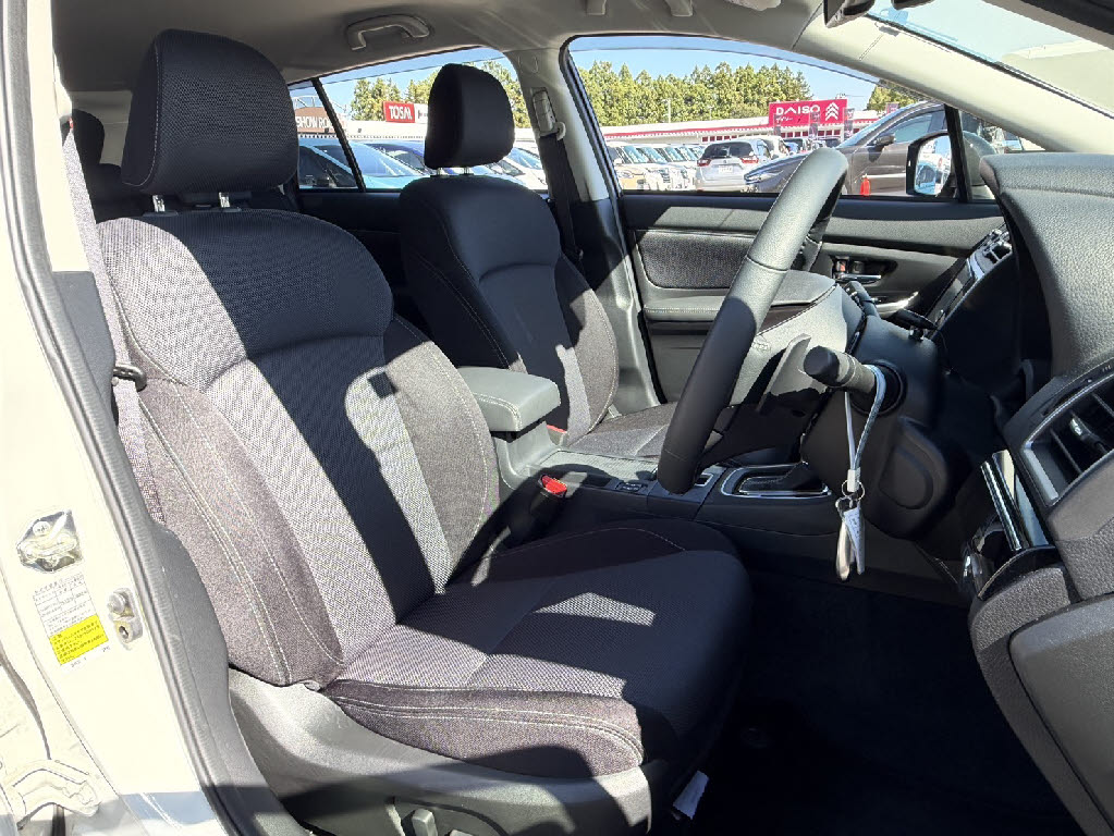 スバル レヴォーグ 1.6GTｱｲｻｲﾄVｽﾎﾟｰﾂ 4WD