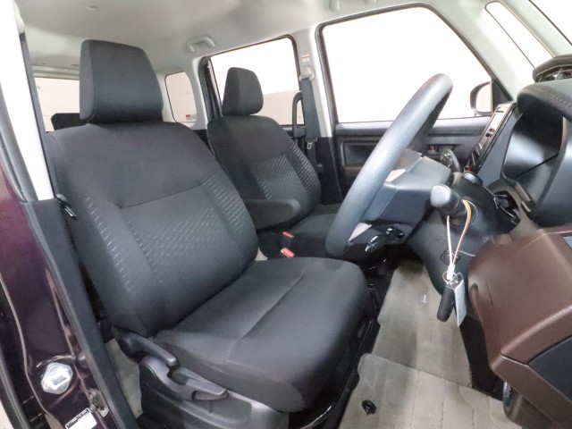 トヨタ ルーミー GS