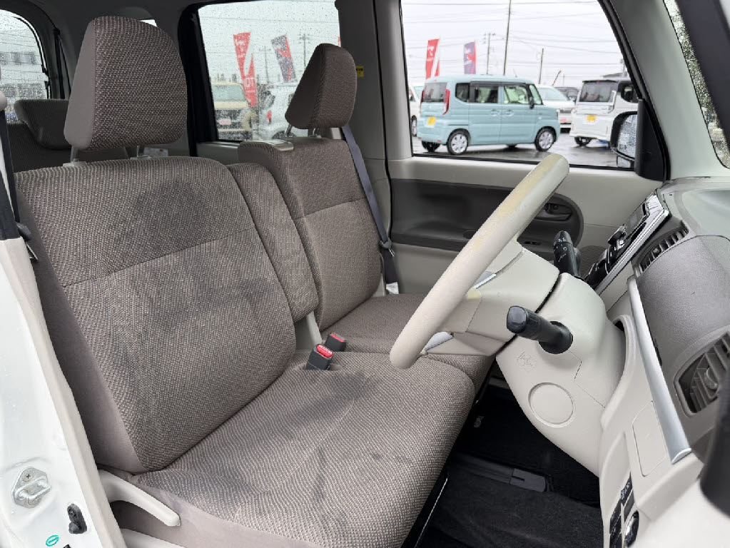 ダイハツ タント X SA2 4WD