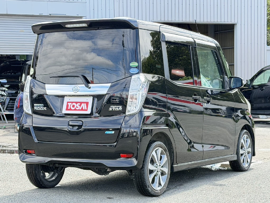 ニッサン デイズルークス ﾊｲｳｪｲｽﾀｰX Vｾﾚｸｼｮﾝ 4WD