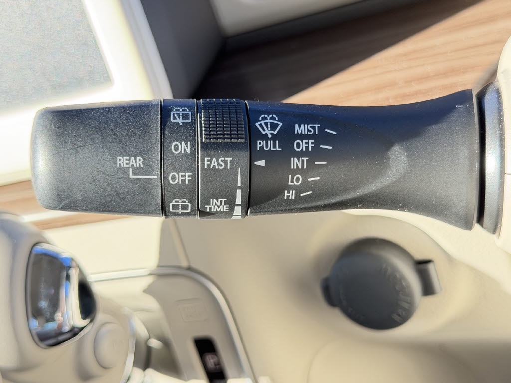 スズキ アルトラパン HYBRID X
